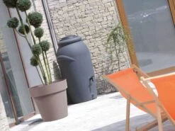 Prosperplast Regentonne »Aquacan Baby«, Amphore, 210 Liter, Mit Pflanzschale, Kunststoff -Garten- Und Terrassengeschäft 6ace2262fe22c4f44a3272a415de789c