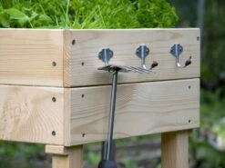 Dobar Frühbeet, Mit Ablagetisch Und Haken, Abnehmebarer Aufsatz Aus Plexiglas -Garten- Und Terrassengeschäft 6f0954d48b7d8fc80509cdf07f99fb1c