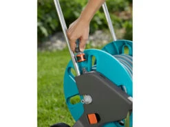 Gardena Schlauchwagen »CleverRoll M« Set, Mit 20 M Schlauch, Systemteilen Und Spritze -Garten- Und Terrassengeschäft gcp19549a5c409a477e92495385c6d1f4f0